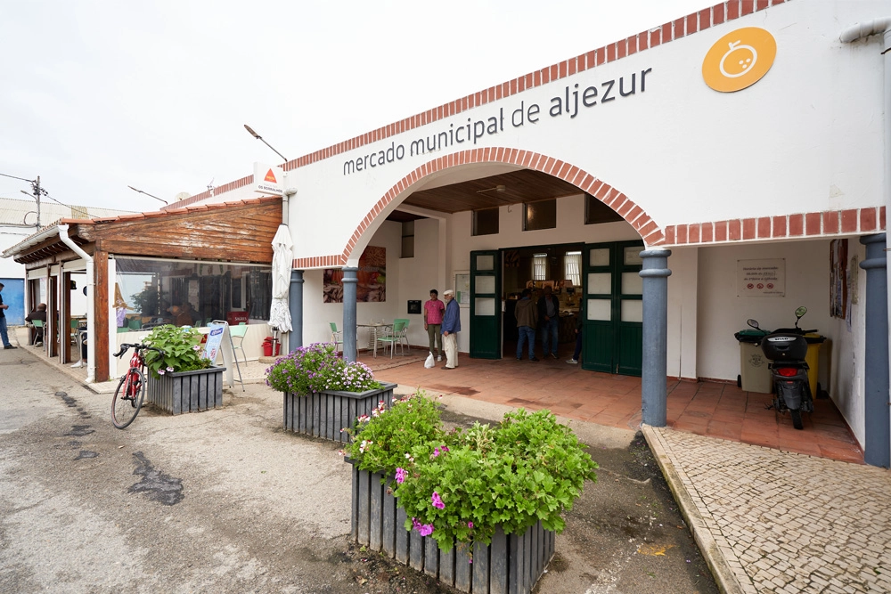 Entrada do mercado de Aljezur